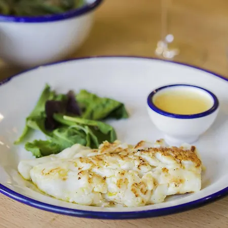 Hotel Ibis Lomme Centre 3*