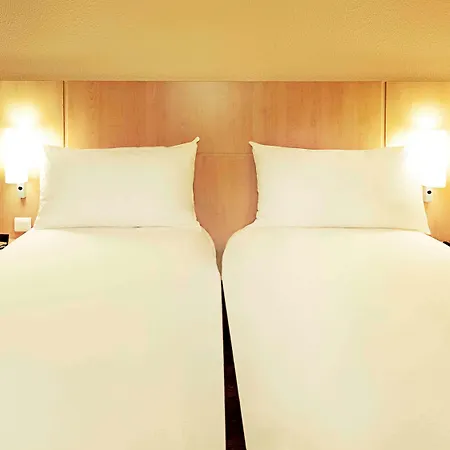 Ibis Lomme Centre 호텔 릴