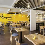 Ibis Lomme Centre 3*