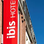 Ibis Lomme Centre Hotel