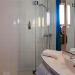 Hotel Ibis Lomme Centre 3*