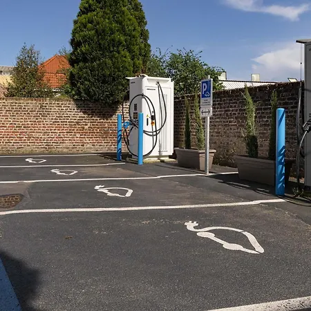 Hotel Ibis Lomme Centre 3*