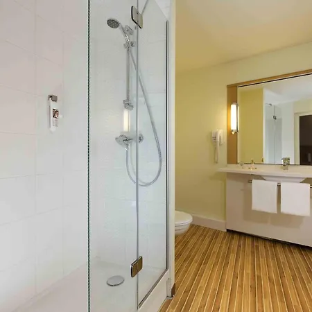 Ibis Lomme Centre 릴