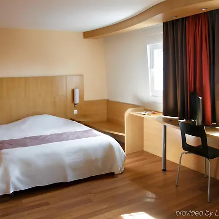 Ibis Lomme Centre 호텔 릴