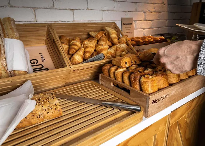 Ibis Lomme Centre Hotel