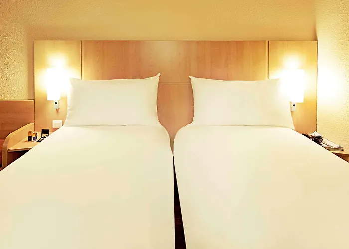 Ibis Lomme Centre Hotel Lilla