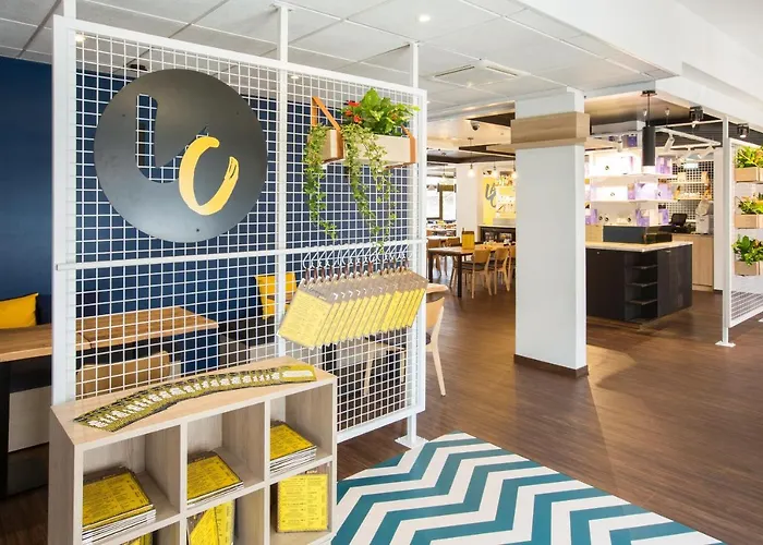 Ibis Lomme Centre Hotel 3*