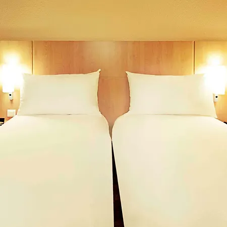 Ibis Lomme Centre Lila